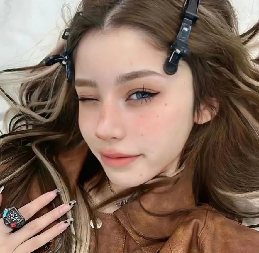 掷斧人
